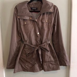 Ellen Tracy trench/rain coat